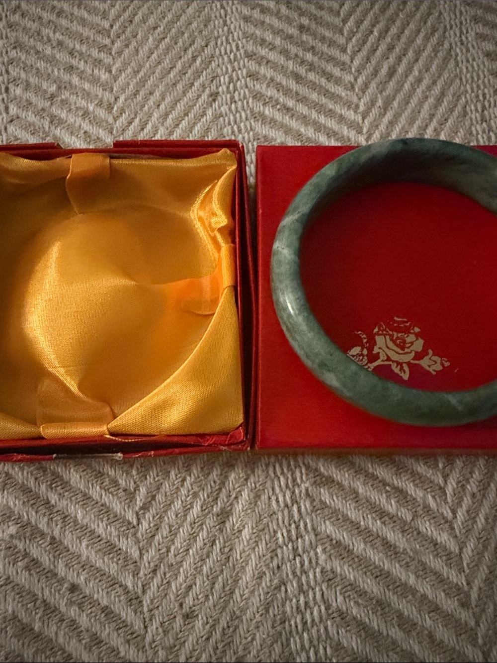 Jade Green Jadeite Bangle Bracelet - Picture 4 of 5